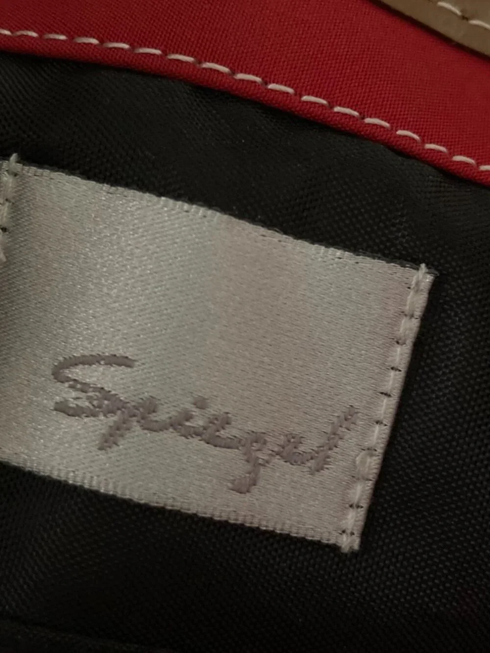 Spiegel hobo bag bold red nylon